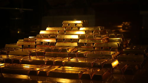 Close-up of shiny gold blocks