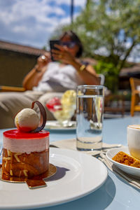 Tea cup on table in restaurant