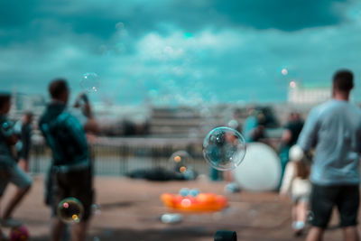 Bubbles in mid-air