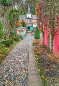 Walkway leading to footpath