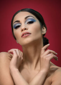 Portrait of a beautiful young woman