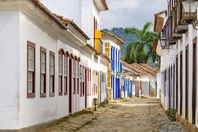 Old colonial style houses on paraty city street