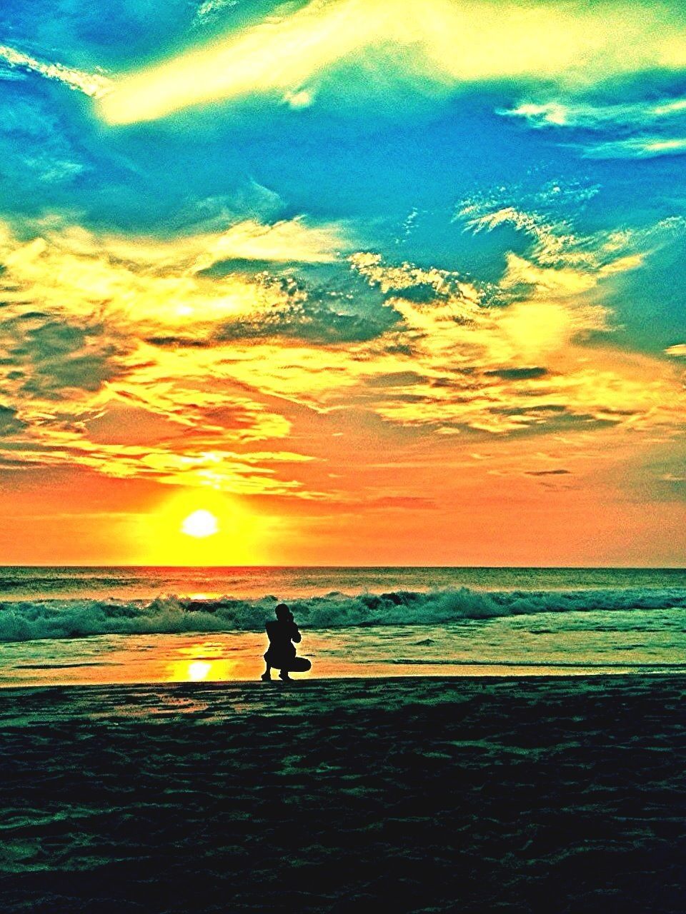 sunset, sea, horizon over water, water, sky, beach, scenics, tranquil scene, beauty in nature, tranquility, silhouette, cloud - sky, shore, sun, leisure activity, idyllic, orange color, nature, cloud