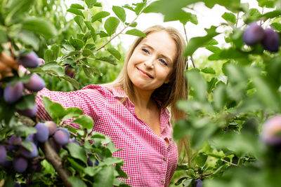 Portrait of smiling young woman