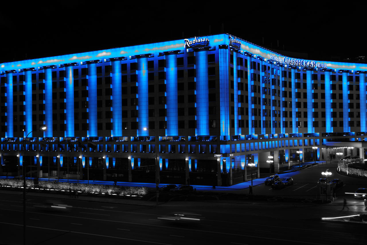 ILLUMINATED BUILDINGS AT NIGHT