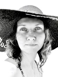 Close-up portrait of young woman