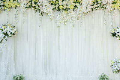 White flowers on curtain