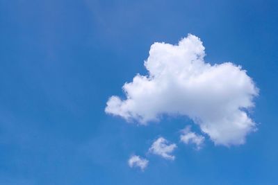 Low angle view of clouds in sky