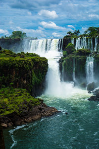 Falls are incredibly powerful. nature is amazing. 