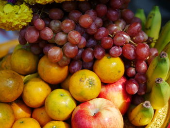 Full frame shot of apples in market