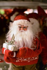 Portrait of young man wearing hat