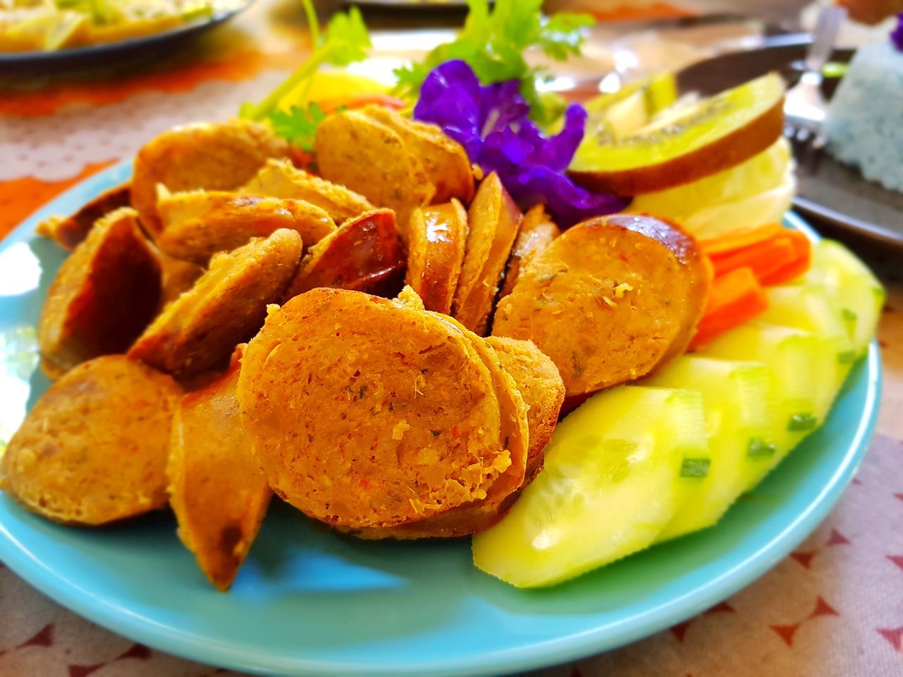 food, food and drink, freshness, plate, ready-to-eat, close-up, table, still life, serving size, indoors, no people, fried, healthy eating, meal, indulgence, wellbeing, snack, meat, fast food, temptation