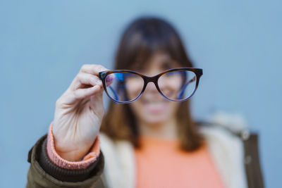 Woman wearing eyeglasses