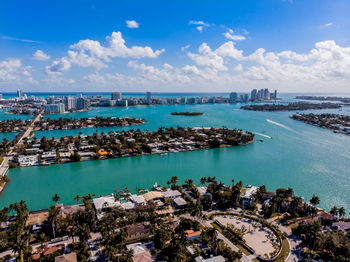 Panoramic view of bay against sky