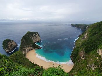 Nusa penida beach 