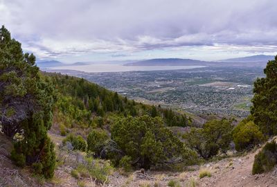 Mahogany peak, by mount timpanogos in utah county, united states. hiking views