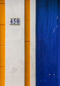 Colored houses and house numbering