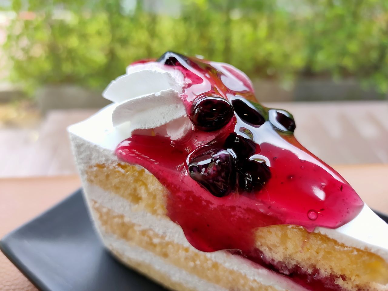 CLOSE-UP OF DESSERT IN PLATE