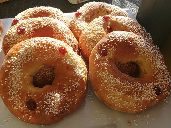 Close-up of bread in plate on table