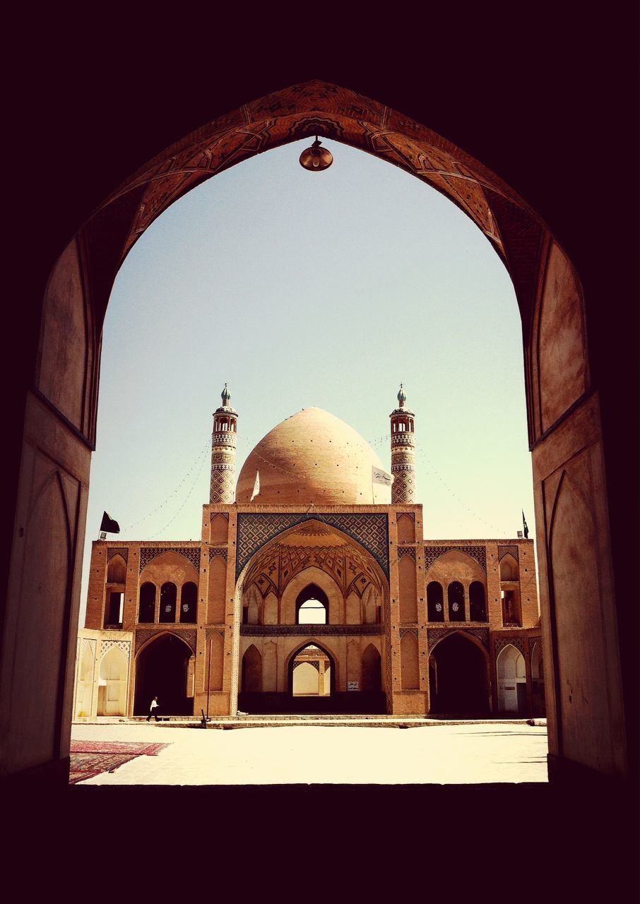 arch, architecture, built structure, religion, place of worship, church, spirituality, building exterior, indoors, dome, cathedral, history, clear sky, famous place, mosque, islam, travel destinations, tourism