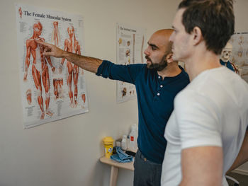 Patient in physiotherapist office