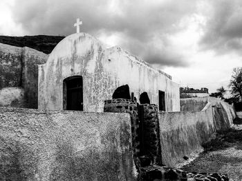 Old ruins against sky