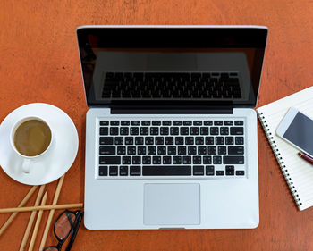 Coffee cup on table