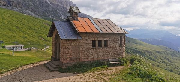 Houses on mountain