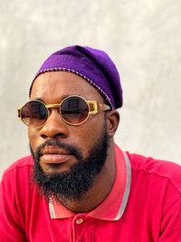 Portrait of young man wearing sunglasses