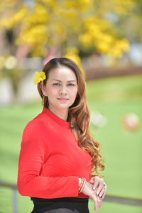 Portrait of a smiling young woman