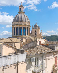 Buildings in city