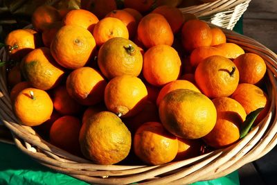 Nice oranges at farmers market.
