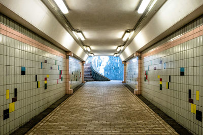 Illuminated corridor