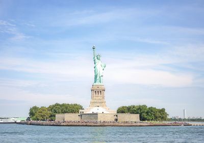 Statue of liberty against sky