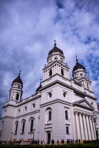 Metropolitan cathedral iasi romania - catedrala mitropolitana din iasi romania - during a cloudy day