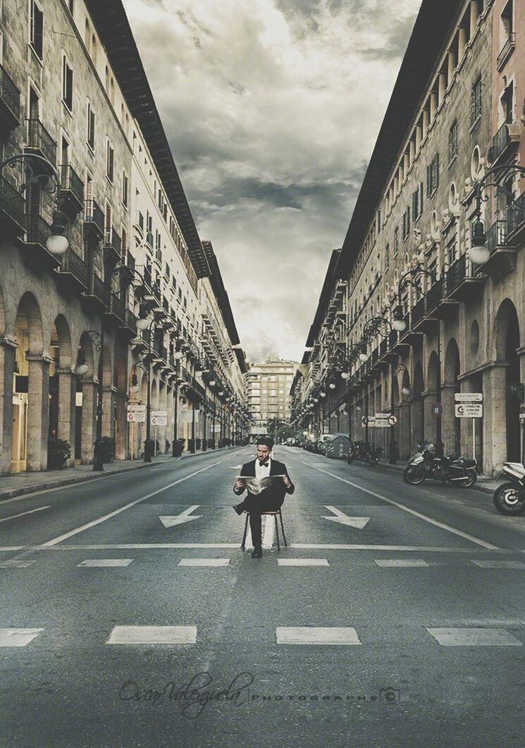 architecture, built structure, building exterior, road, transportation, street, road marking, men, sky, city, lifestyles, the way forward, rear view, walking, car, full length, city life, leisure activity