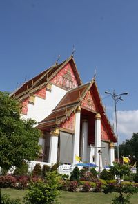 Pagoda building