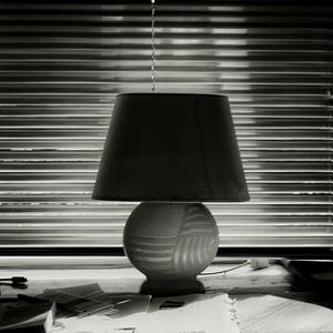 Illuminated electric lamp
