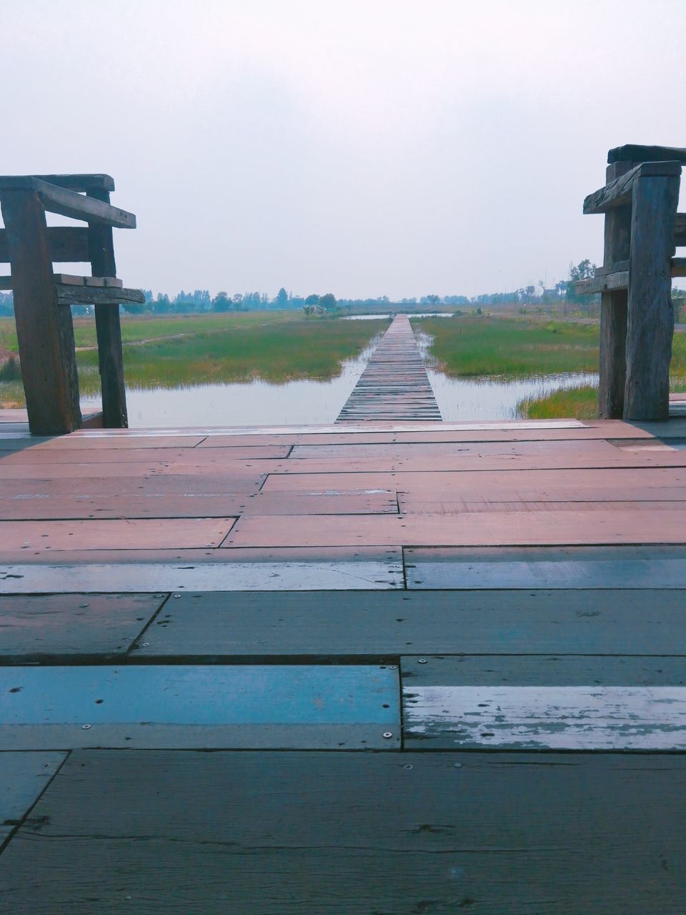 VIEW OF EMPTY RAILROAD TRACK