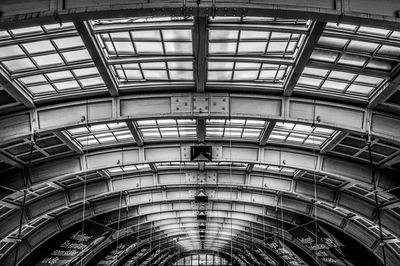 Low angle view of ceiling