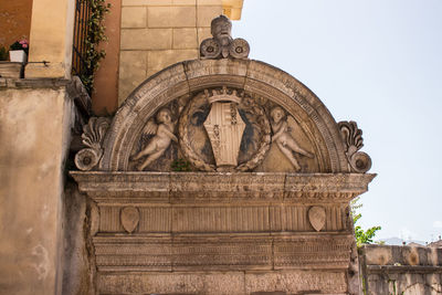 Low angle view of statue of historical building