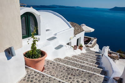 Typical alleys of the beautiful cities of santorini island