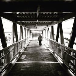 Elevated walkway in footbridge