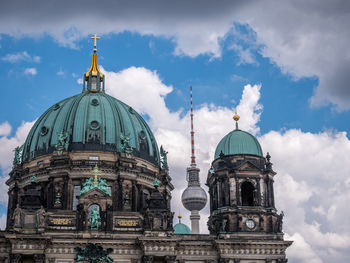 Low angle view of a building, berliner dom und fernsehturm
