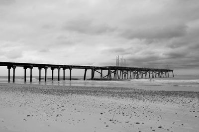 Lowestoft piet and beach landscape