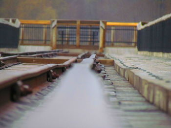 Tilt-shift image of building