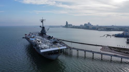 Uss lexington museum. 