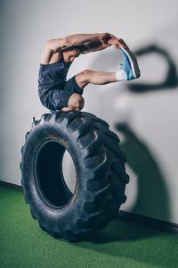 Stretching on tire