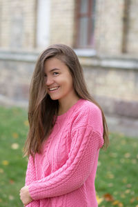Portrait of a smiling young woman