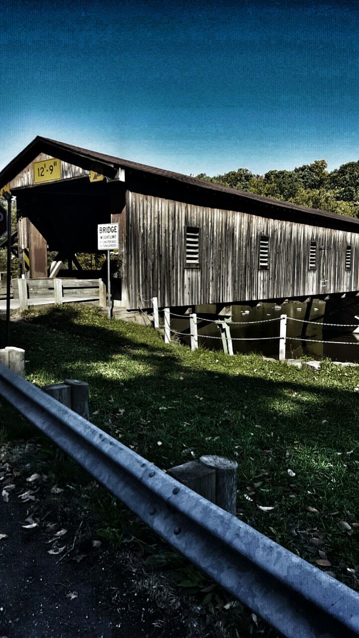 VIEW OF BUILT STRUCTURE AGAINST THE SKY